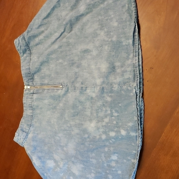Forever 21 Repurposed Bleached Denim Chambray Skater Mini Skirt M EUC - Picture 4 of 11